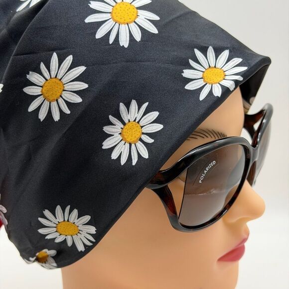 NWT Oscar de la Renta Women’s Polarized Sunglasses 1309P 215 main image 7